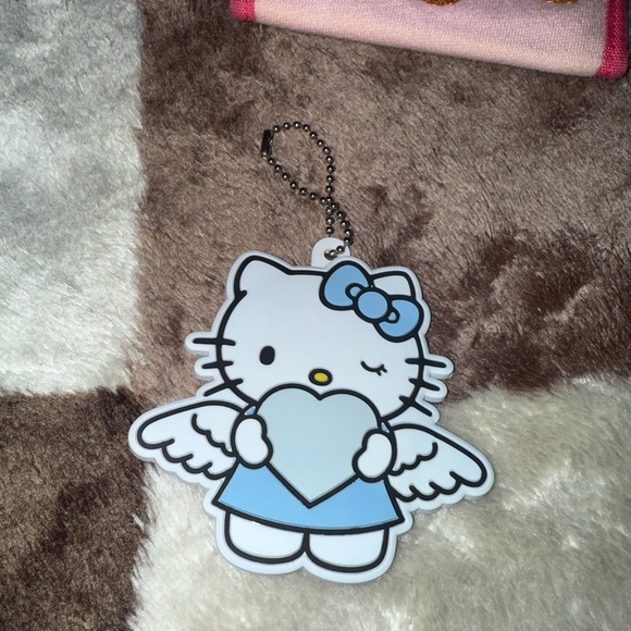 Forever 21 hello kitty Keychain - Picture 1 of 2